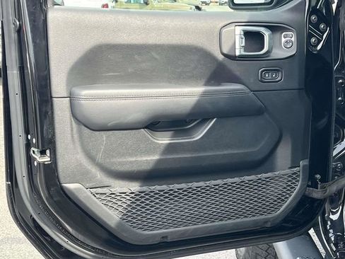 Used 2021 Jeep Wrangler Unlimited Sahara image 14