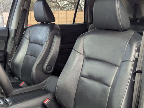 Certified 2017 Honda Pilot EX-L image 13