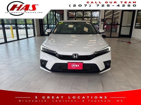 Used 2023 Honda Civic Touring image 9