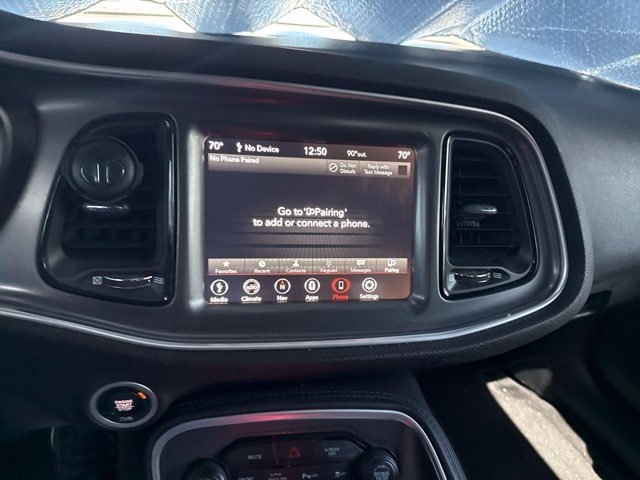 Used 2022 Dodge Challenger R/T w/ Driver Convenience Group RWD image 20