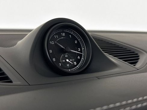 Used 2025 Porsche Macan S image 22