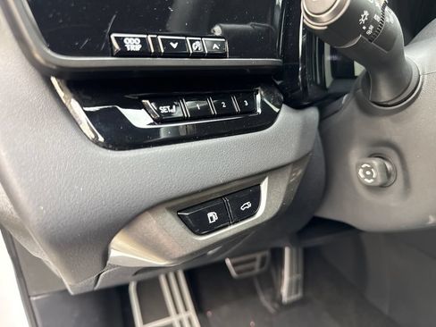 Used 2023 Lexus RX 500h F Sport w/ Accessory Package (2T) AWD/4WD image 55