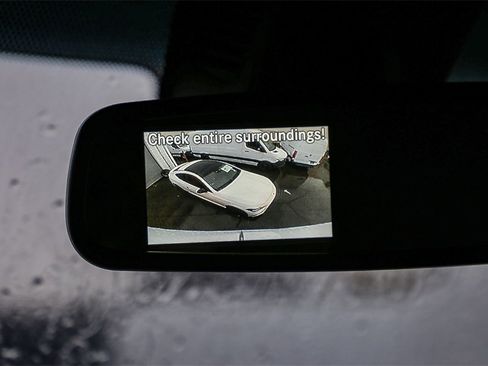 Used 2024 Mercedes-Benz eSprinter 170 Cargo image 22