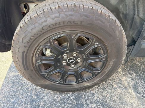 Used 2025 Ford Bronco Sport Badlands image 11