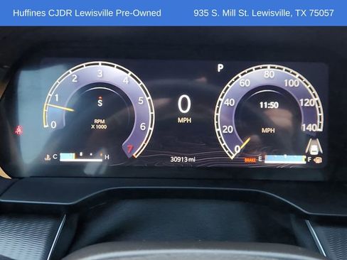 Used 2023 Jeep Grand Cherokee Altitude image 16