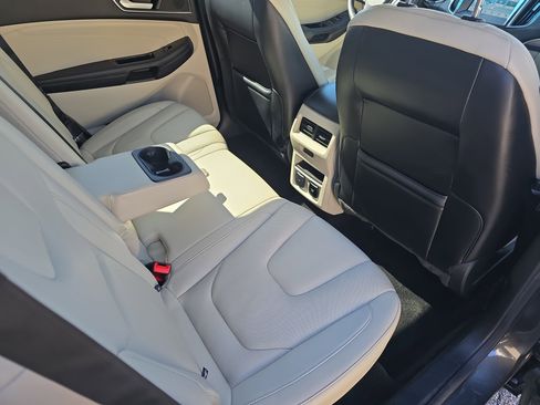 Used 2018 Ford Edge Titanium w/ Equipment Group 302A image 12