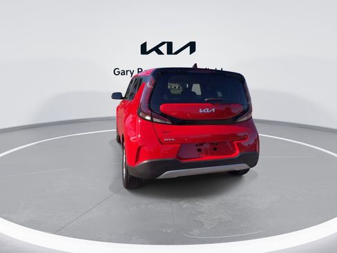 Certified 2023 Kia Soul LX w/ LX Technology Package image 7