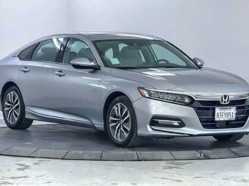 Used 2020 Honda Accord Touring image 9