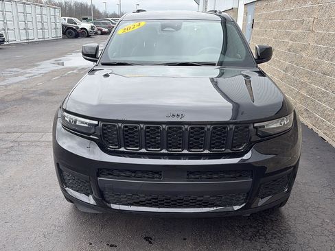 Used 2024 Jeep Grand Cherokee L Laredo image 49