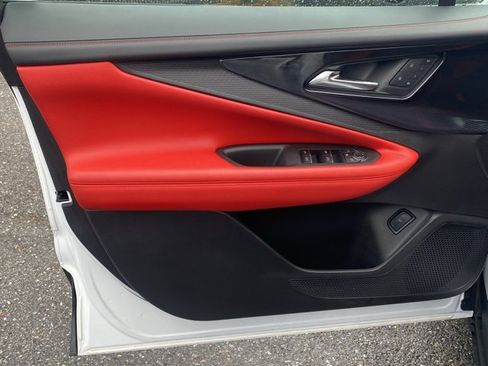 Used 2024 Chevrolet Blazer EV RS image 12