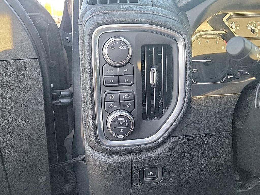 Used 2021 GMC Sierra 1500 AT4 AWD/4WD image 11