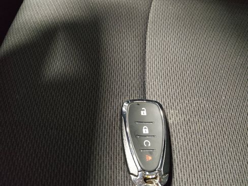 Used 2017 Chevrolet Cruze LT w/ Convenience Package FWD image 32