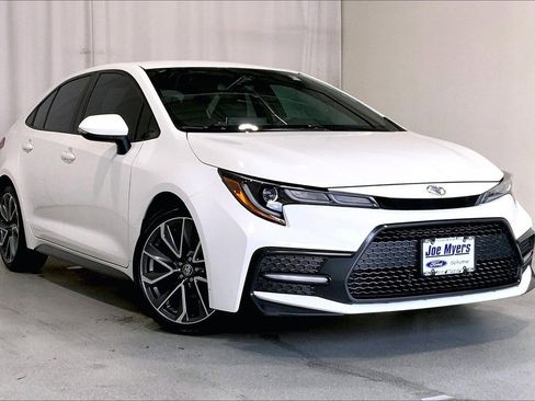 Used 2021 Toyota Corolla SE image 34
