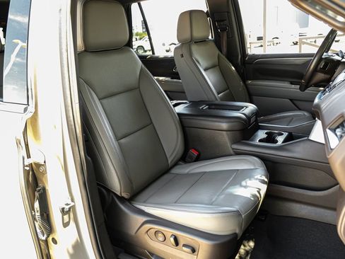 Used 2021 GMC Yukon SLT w/ SLT Luxury Plus Package RWD image 47