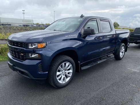 Used 2021 Chevrolet Silverado 1500 Custom image 4