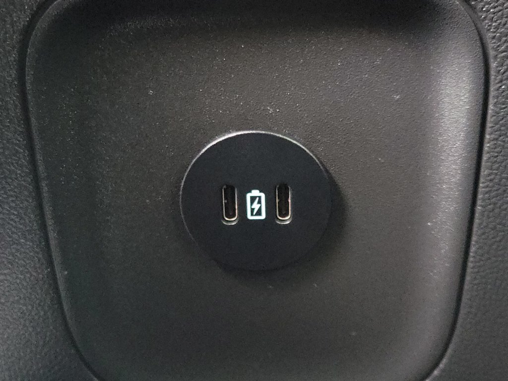 Used 2024 Ford Escape ST-Line w/ Tech Pack #1 AWD/4WD image 16