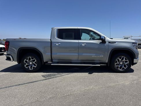 New 2026 GMC Sierra 1500 SLT w/ SLT Premium Plus Package AWD/4WD image 3