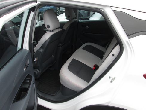 Used 2020 Chevrolet Bolt LT image 18
