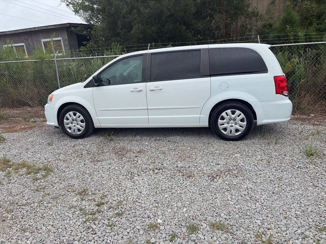 Used 2013 Dodge Grand Caravan SE FWD image 1