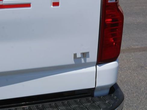 Used 2020 Chevrolet Silverado 2500 LT w/ Texas Edition AWD/4WD image 5