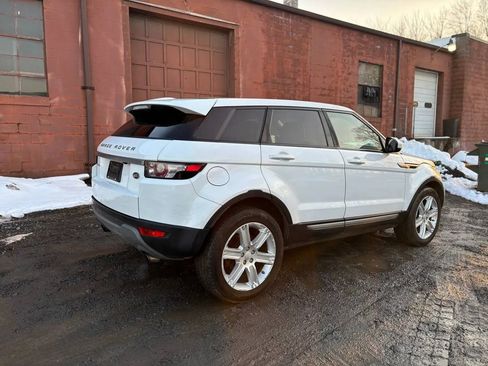 Used 2015 Land Rover Range Rover Evoque Pure Plus image 4