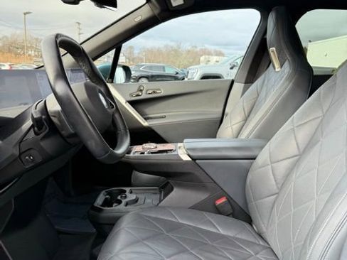Used 2022 BMW iX xDrive50 w/ Premium Package image 13