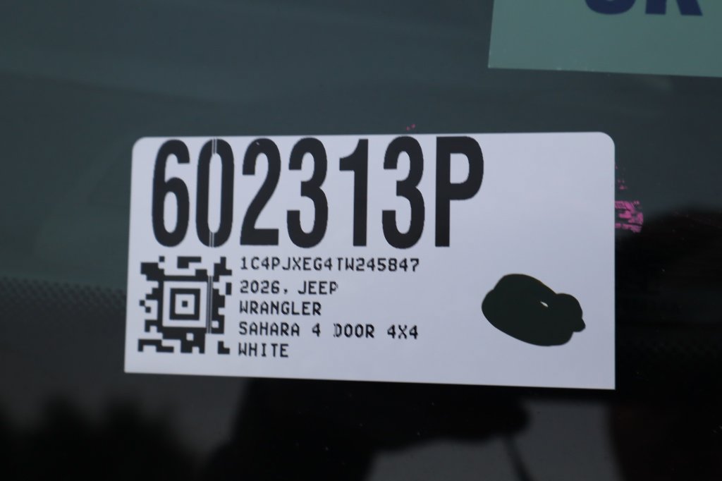 Used 2026 Jeep Wrangler Unlimited Sahara AWD/4WD image 41
