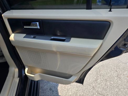 Used 2016 Ford Expedition XL AWD/4WD image 26