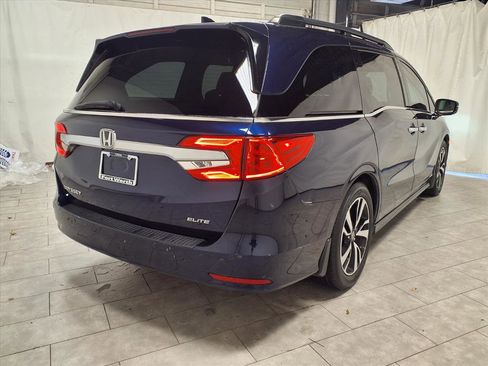 Used 2018 Honda Odyssey Elite image 9