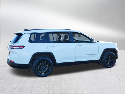 Used 2022 Jeep Grand Cherokee L Limited w/ MOPAR Finishing Package image 7