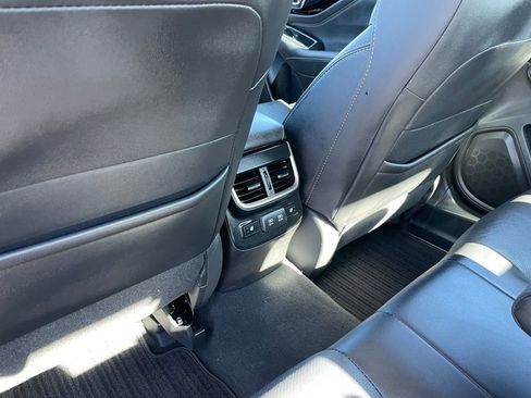 Used 2022 Subaru Legacy Limited image 8