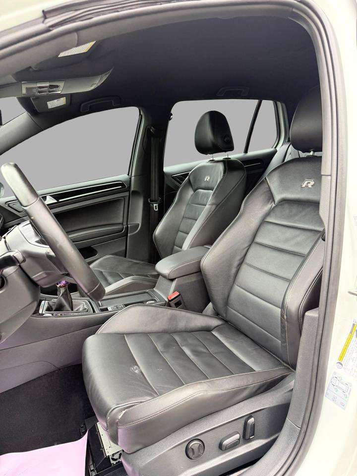 Used 2017 Volkswagen Golf R 4-Door AWD/4WD image 16