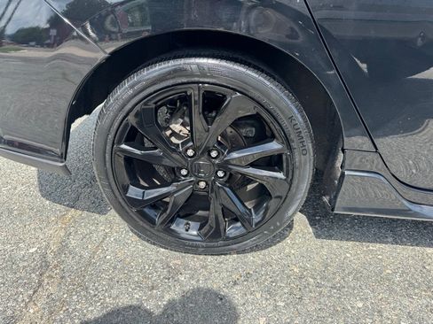 Used 2019 Honda Civic Sport image 10