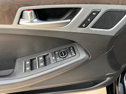 Used 2015 Hyundai Genesis 5.0 image 20