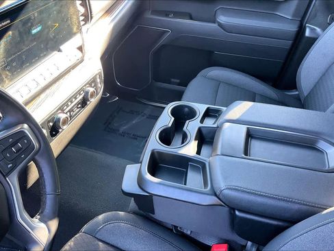 Used 2025 Chevrolet Silverado 1500 LT RWD image 16