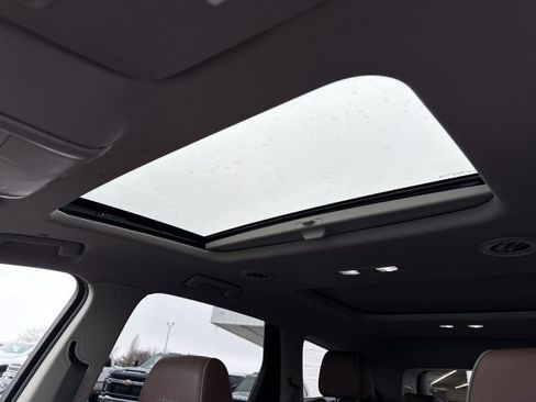 Used 2020 Buick Enclave Avenir w/ LPO, Floor Liner Package image 16