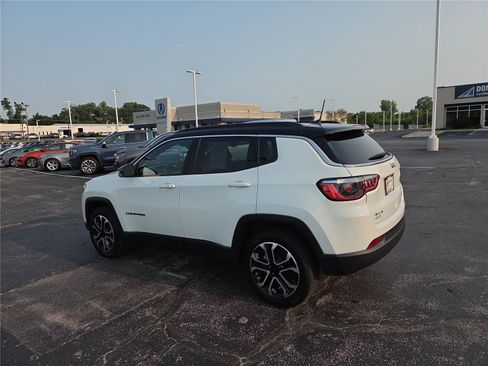 Used 2024 Jeep Compass Limited AWD/4WD image 25
