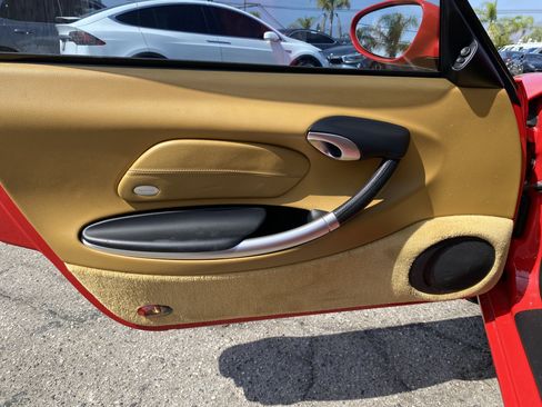 Used 2001 Porsche Boxster S RWD image 13