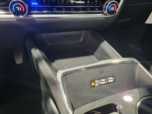 New 2026 Chevrolet Equinox RS w/ Convenience Package III image 28