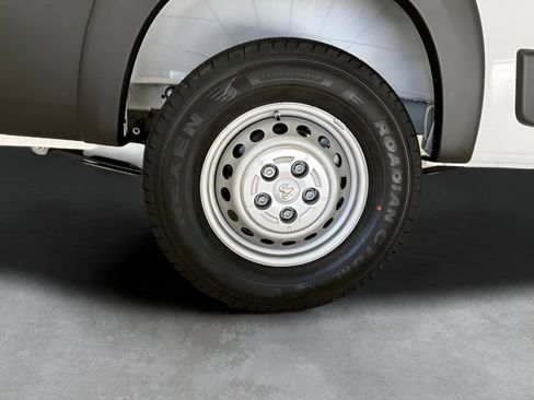 New 2026 RAM ProMaster 2500 w/ Convenience Group image 18