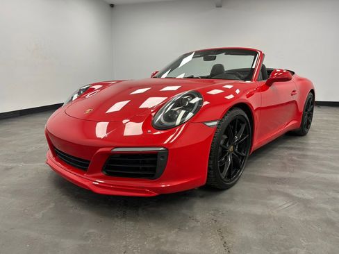 Used 2017 Porsche 911 Carrera image 3