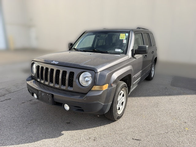 Used 2015 Jeep Patriot Sport FWD image 13