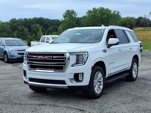 Used 2024 GMC Yukon SLT w/ SLT Luxury Package AWD/4WD image 14