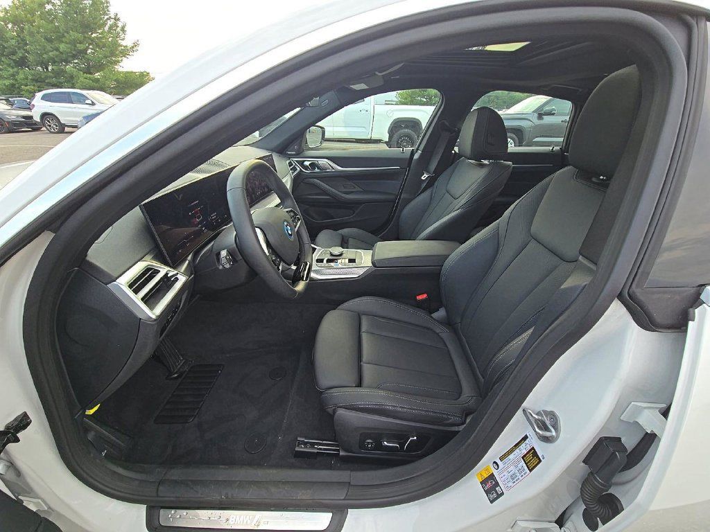 Used 2025 BMW i4 xDrive40i w/ Premium Package AWD/4WD image 14