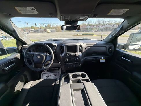 New 2026 Chevrolet Silverado 2500 Custom w/ Custom Convenience Package image 10