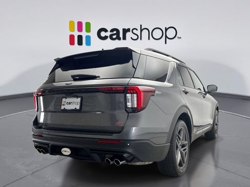 Used 2025 Ford Explorer ST AWD/4WD image 5