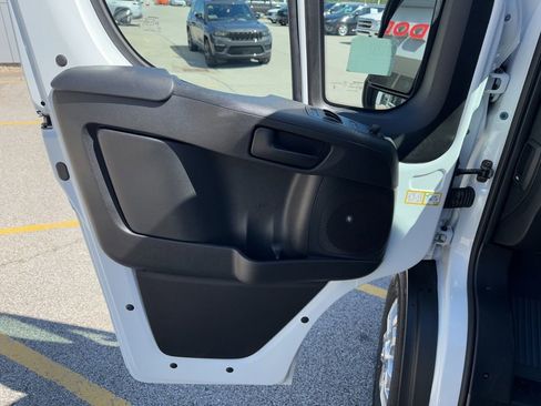 New 2026 RAM ProMaster 3500 w/ Quick Order Package 22G SLT image 23