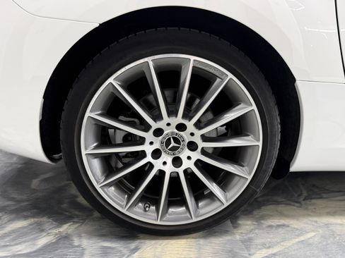 Used 2020 Mercedes-Benz SLC 300 image 22