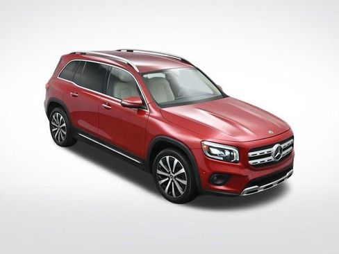 Used 2020 Mercedes-Benz GLB 250 GLB 250 w/ Premium Package image 49