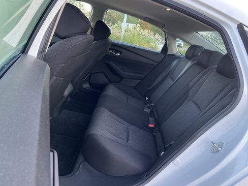 Used 2023 Honda Accord EX image 18